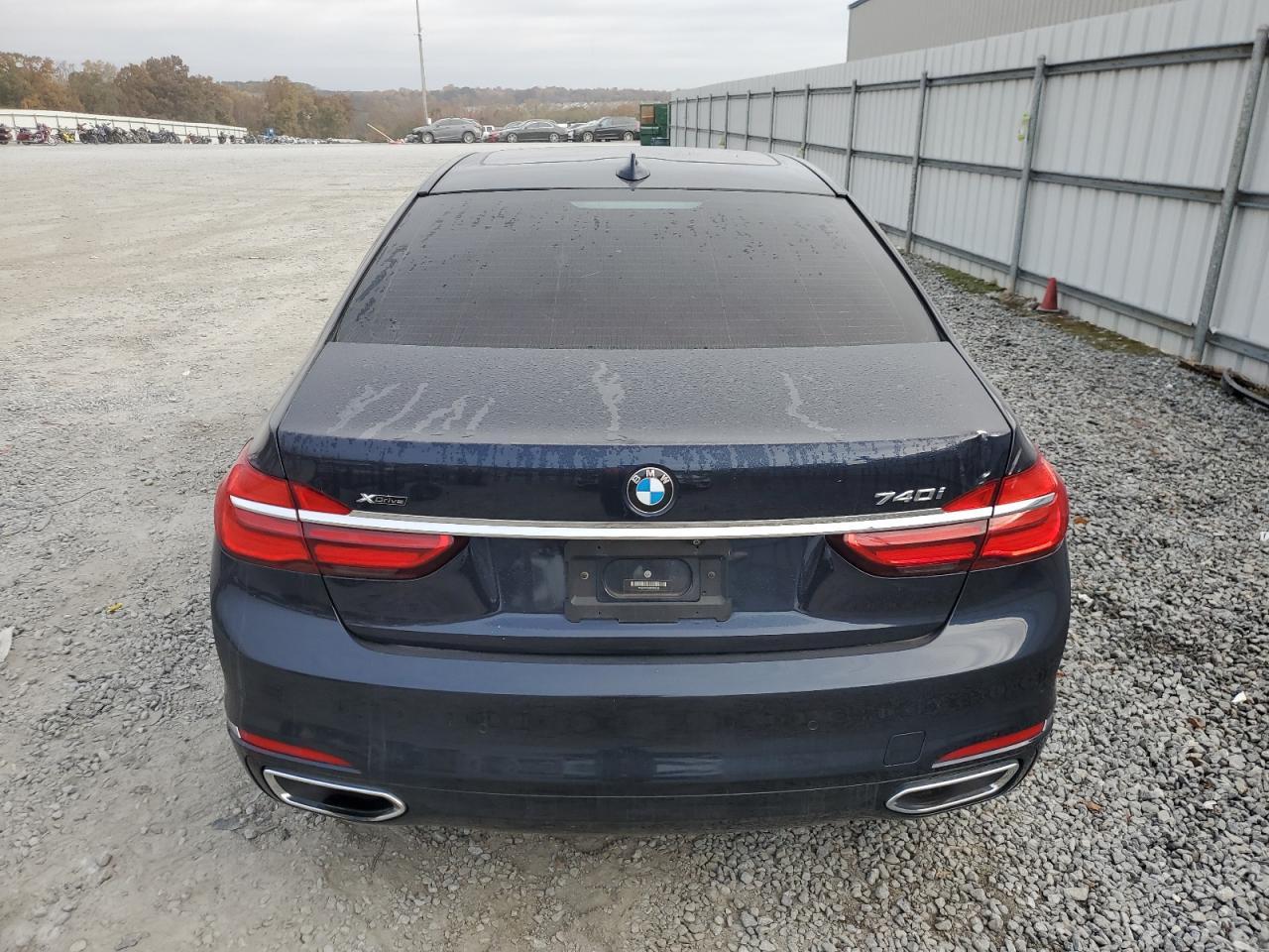 2017 BMW 740 Xi - zdjęcie 6