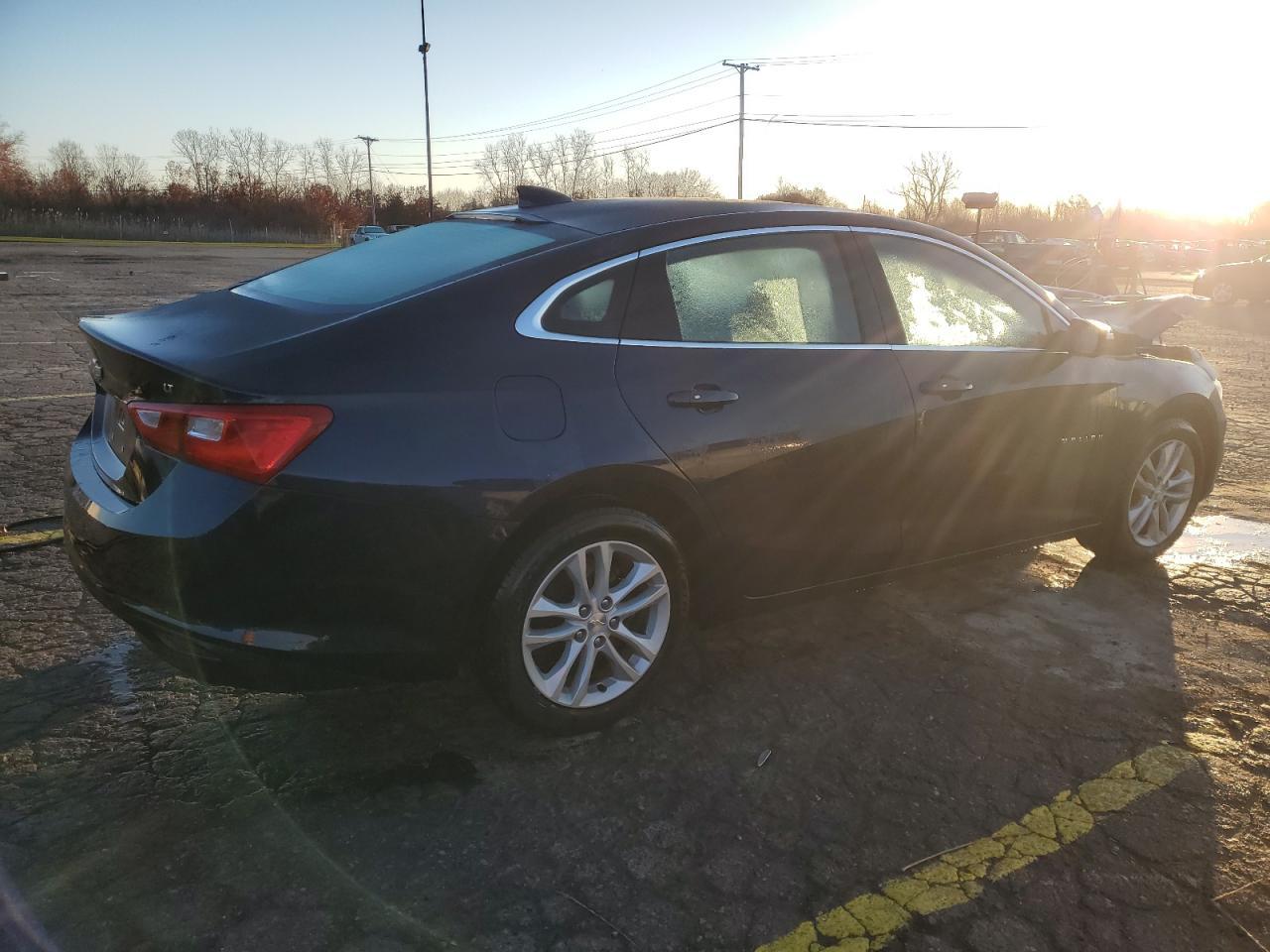 2016 Chevrolet Malibu Lt - zdjęcie 3