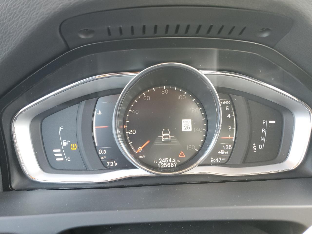 2018 Volvo V60 T5 Dynamic - zdjęcie 9