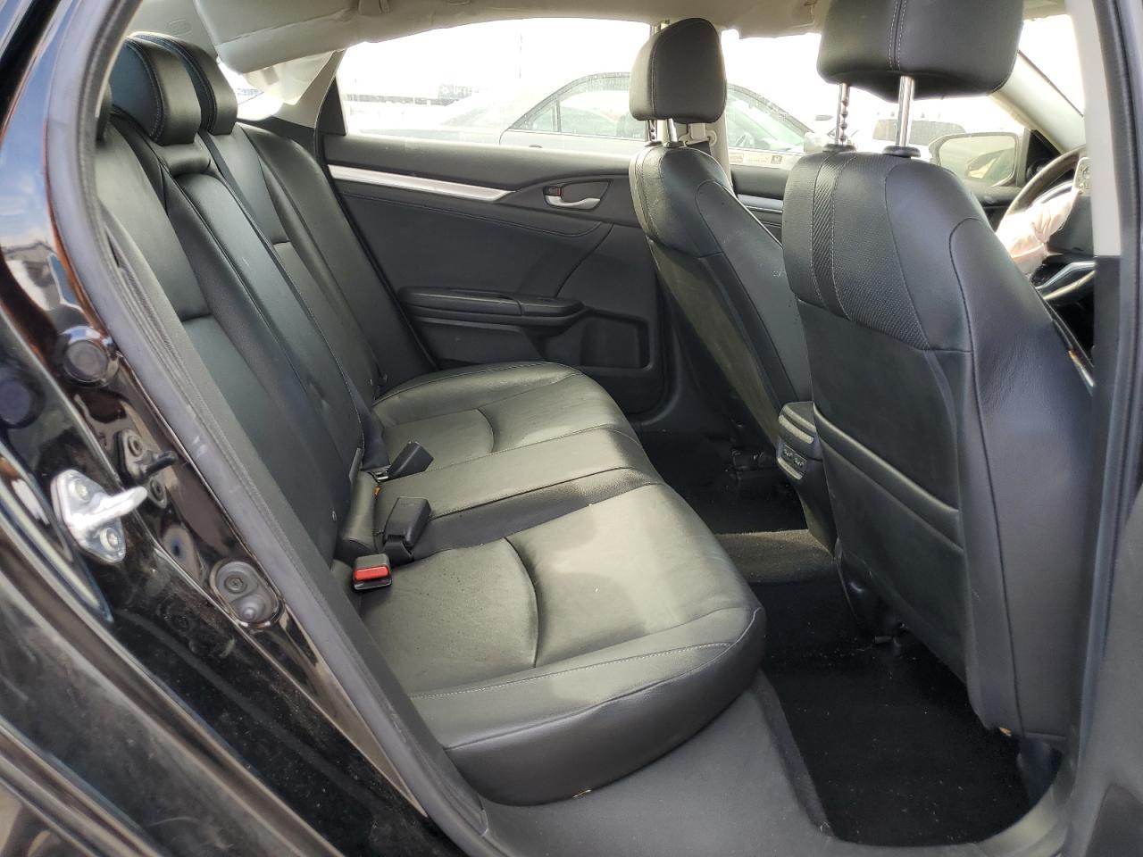 2018 Honda Civic - zdjęcie 10