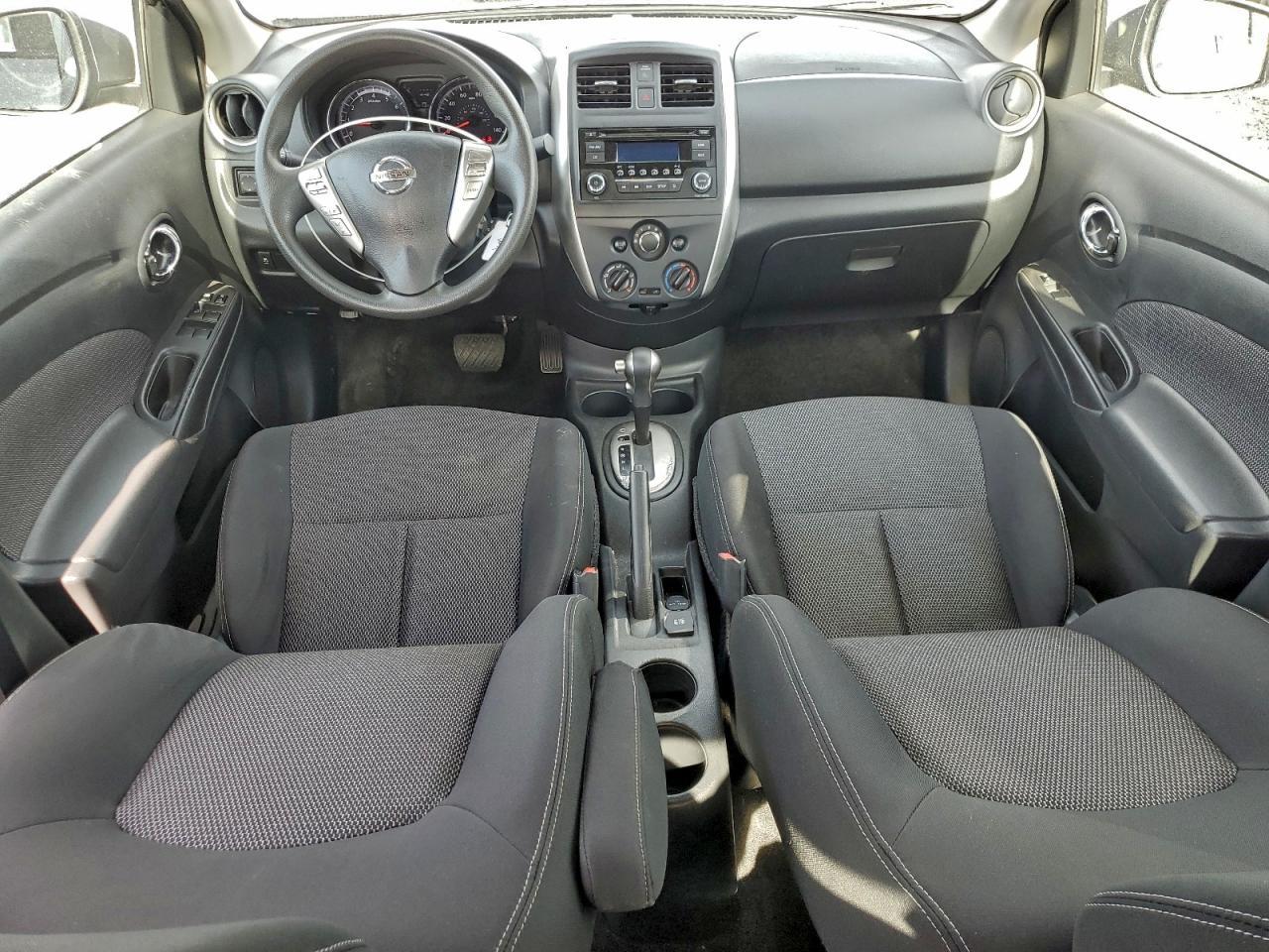 2016 Nissan Versa - zdjęcie 8