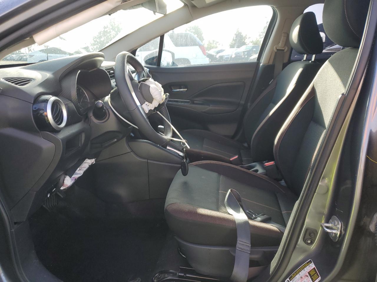 2020 Nissan Versa - zdjęcie 7