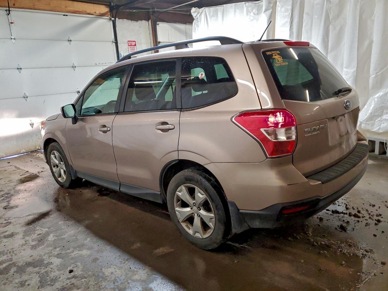 2014 Subaru Forester - zdjęcie 2