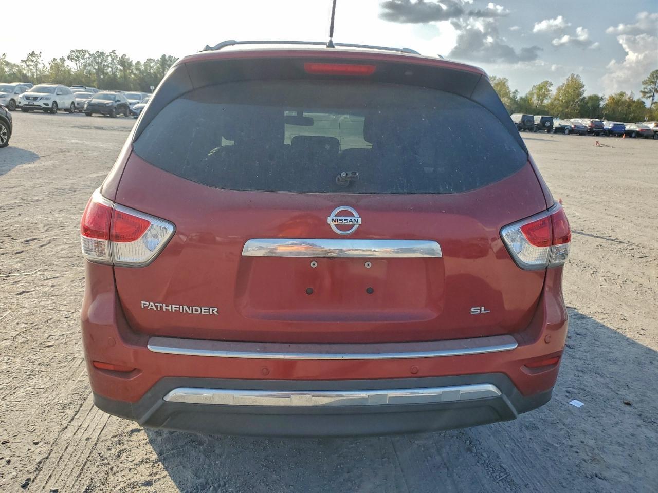 2015 Nissan Pathfinder S - zdjęcie 6