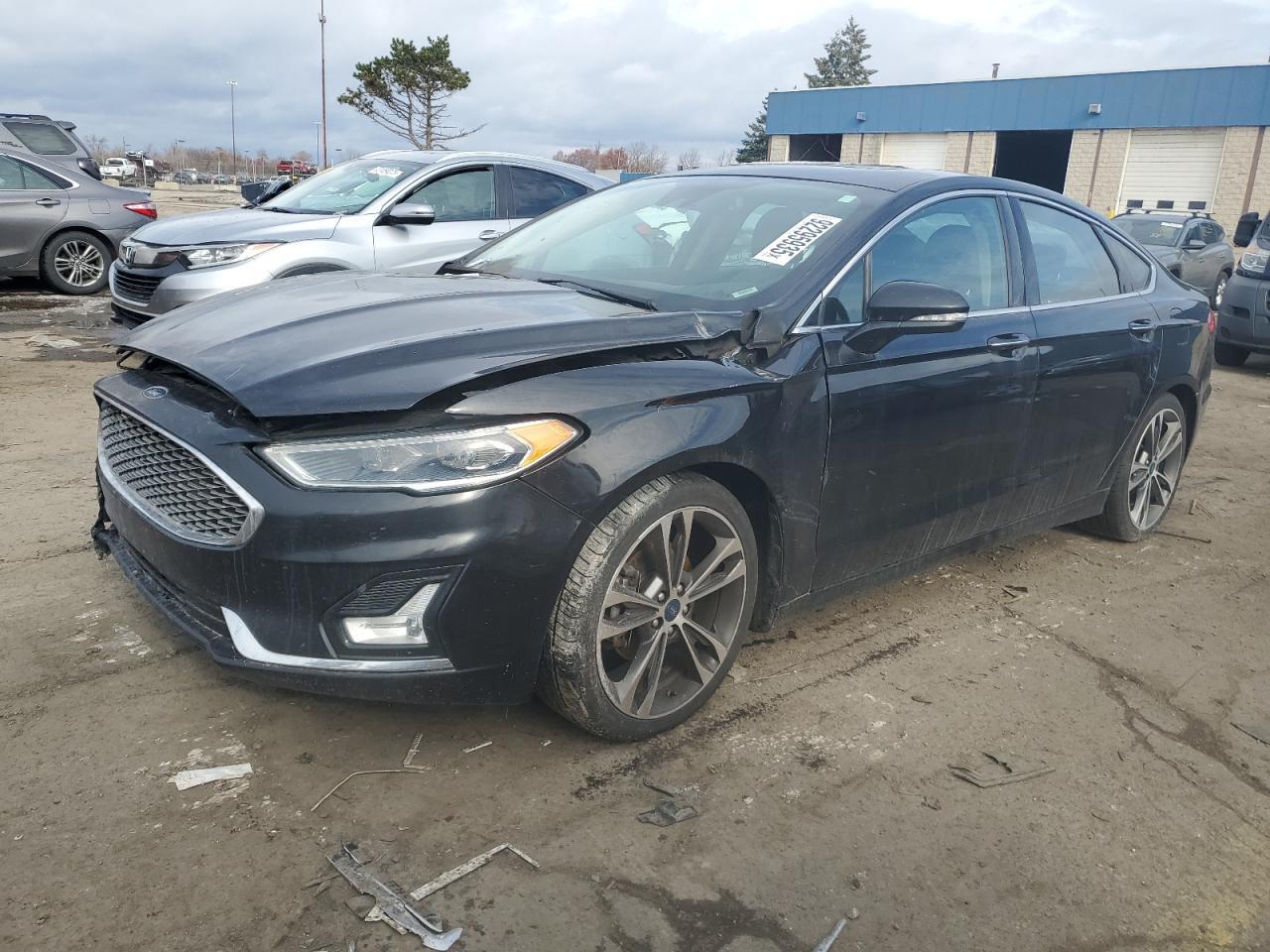 2019 Ford Fusion Titanium - zdjęcie główne