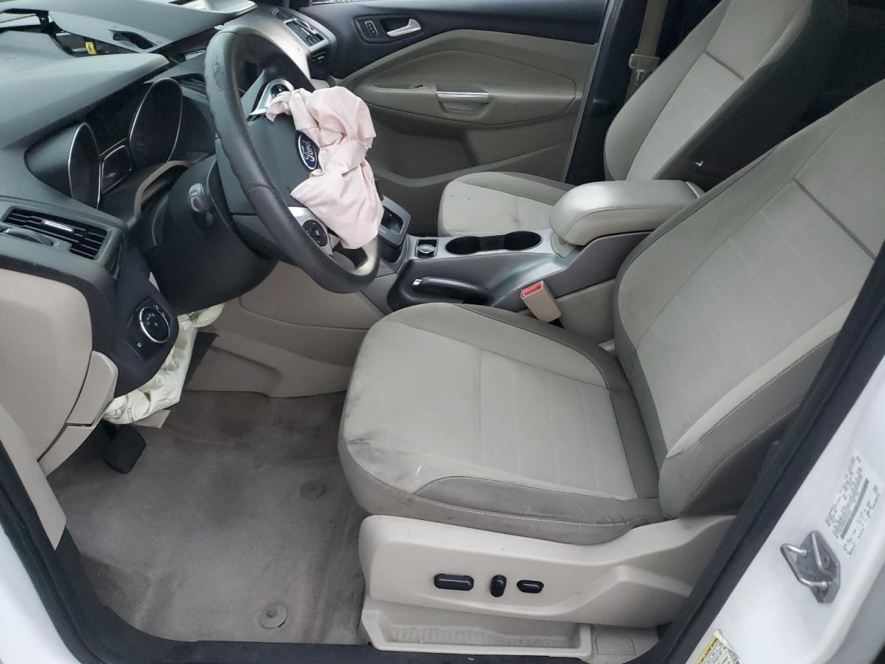 2014 Ford Escape - zdjęcie 7