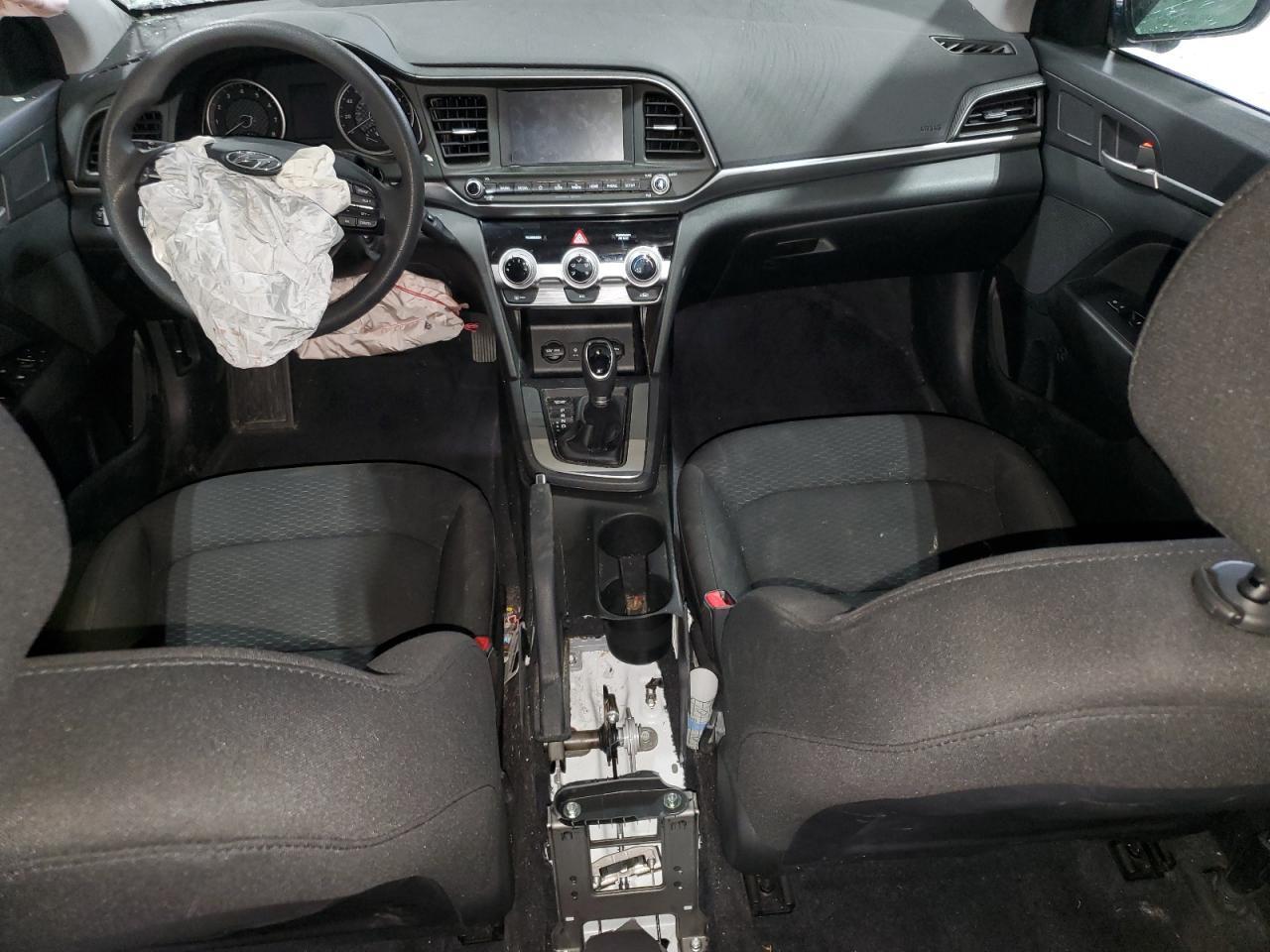 2019 Hyundai Elantra - zdjęcie 8