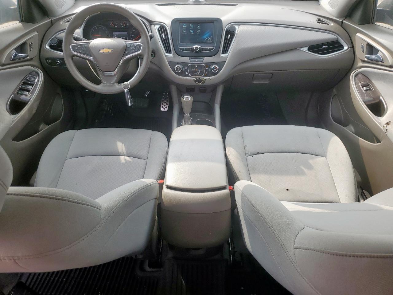 2016 Chevrolet Malibu Ls - zdjęcie 8