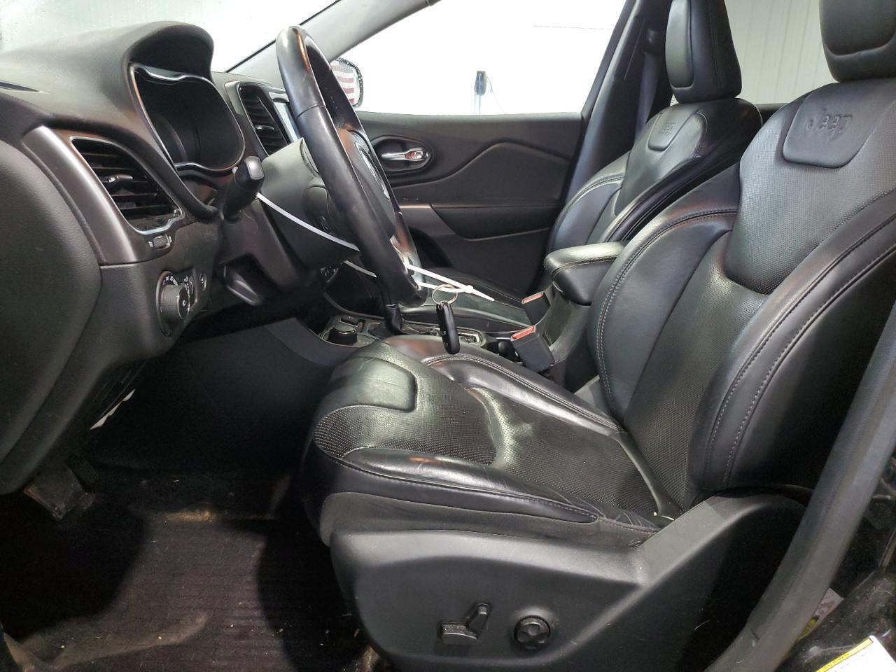 2019 Jeep Cherokee - zdjęcie 7