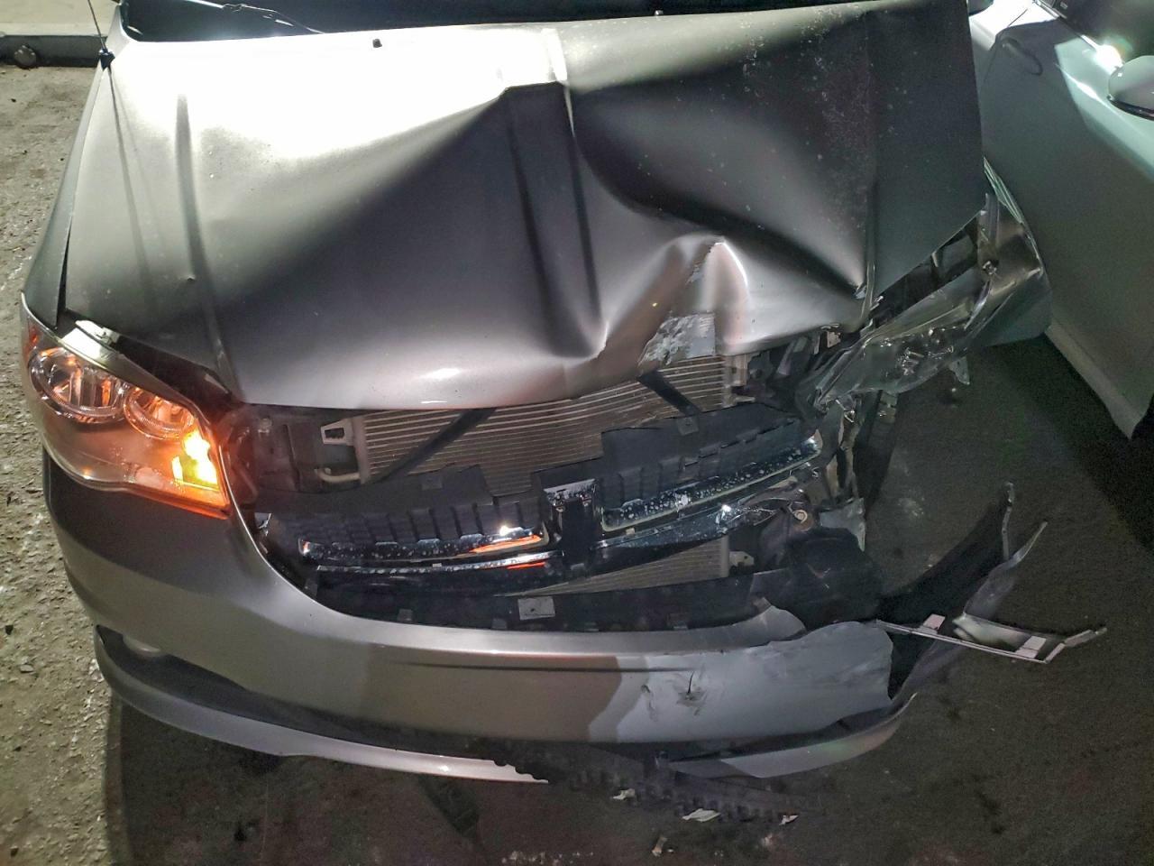 2018 Dodge Caravan - zdjęcie 11