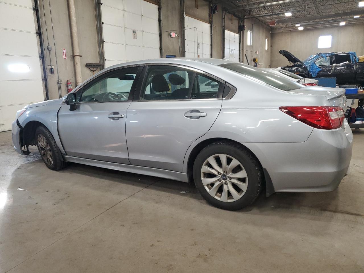 2015 Subaru Legacy - zdjęcie 2