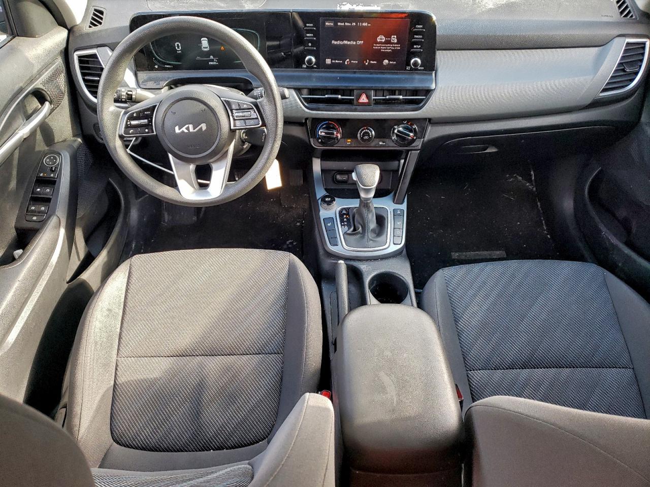 2024 Kia Seltos Lx - zdjęcie 8