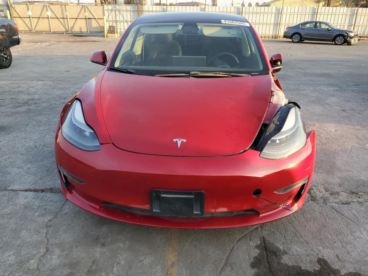 2022 Tesla Model 3 - zdjęcie 5
