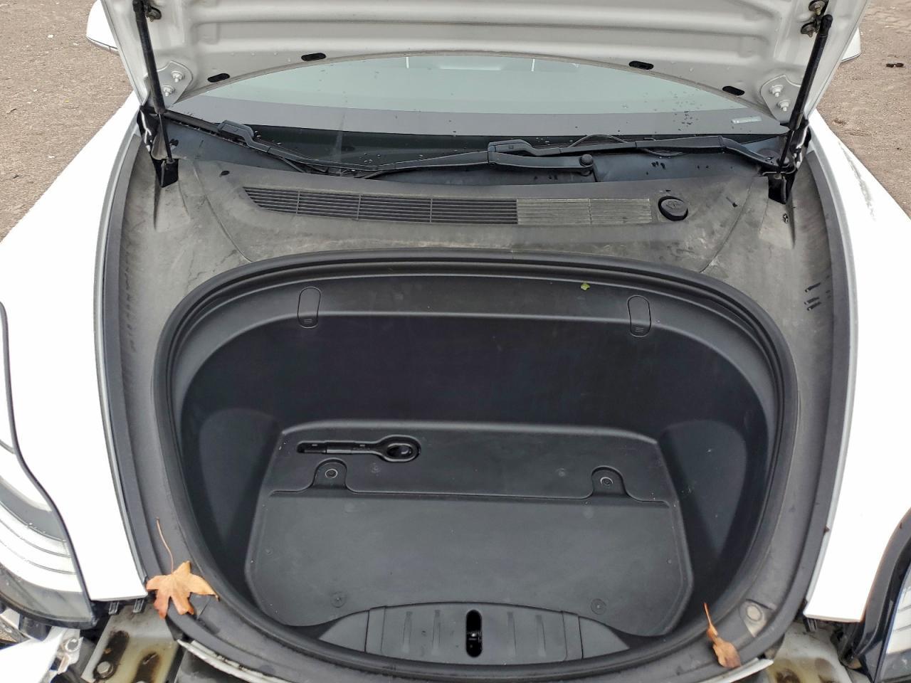 2019 Tesla Model 3 - zdjęcie 11