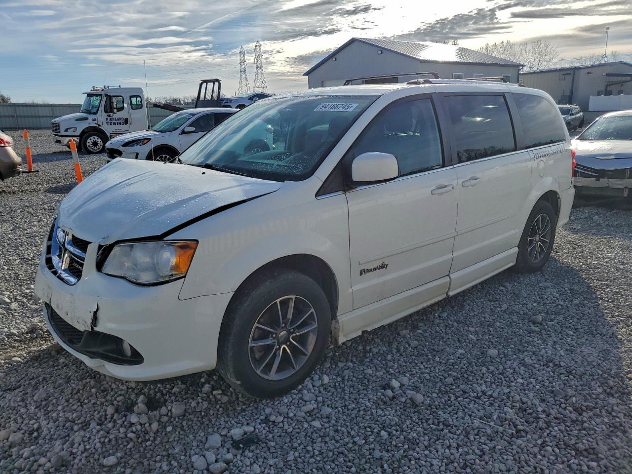 2017 Dodge Grand Caravan Sxt - zdjęcie główne