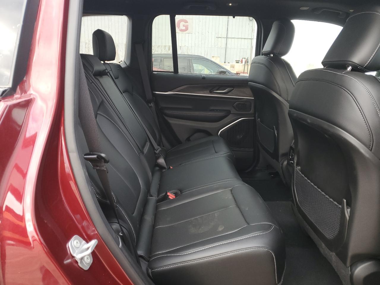 2025 Jeep Grand Cherokee 4Xe - zdjęcie 11