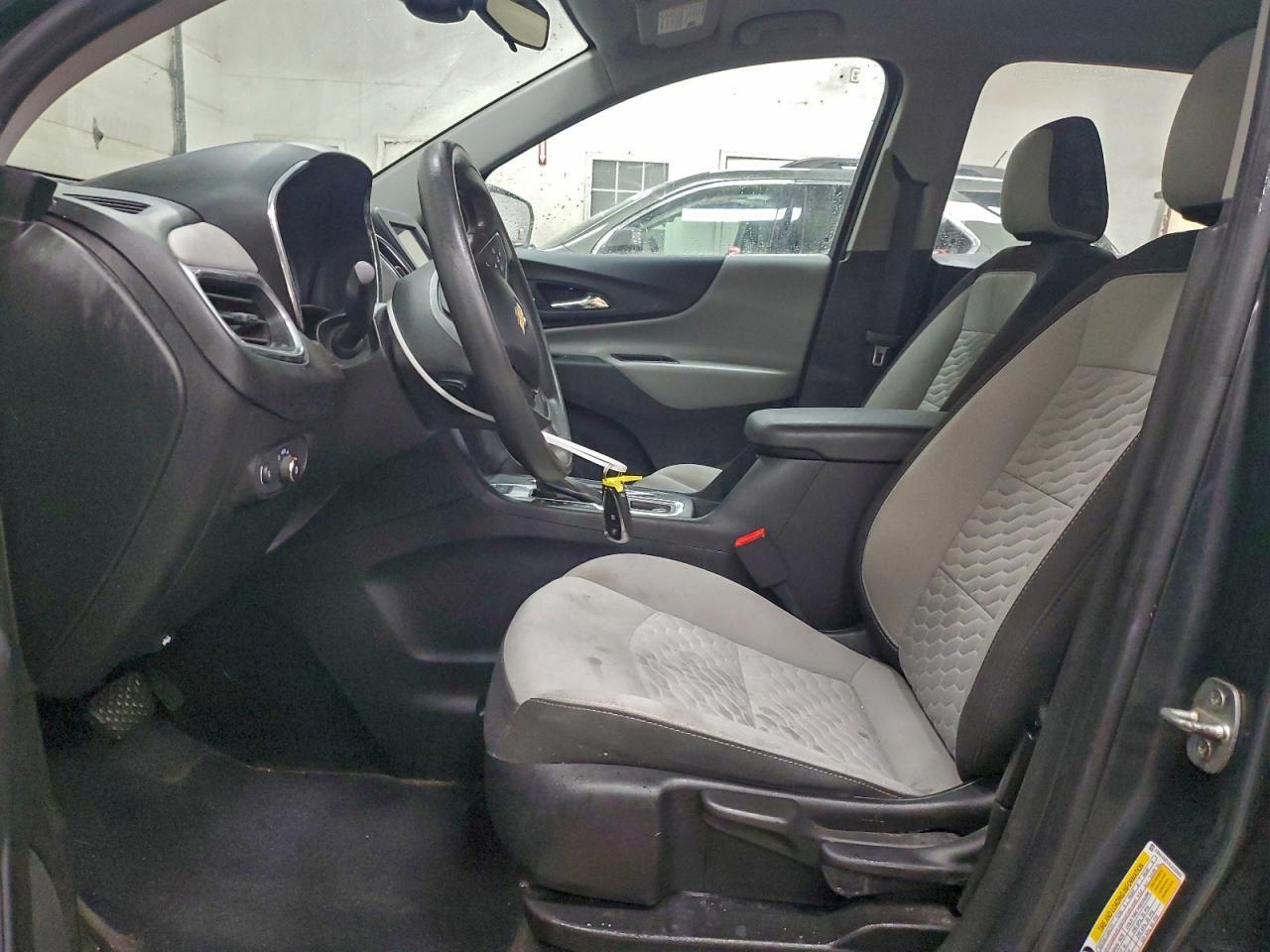 2020 Chevrolet Equinox Ls - zdjęcie 7