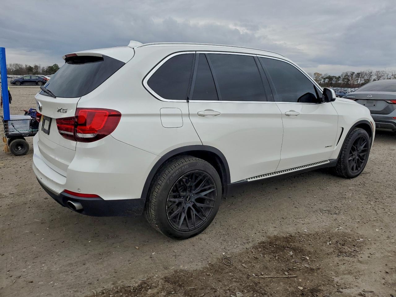 2017 BMW X5 xDrive35I - zdjęcie 3