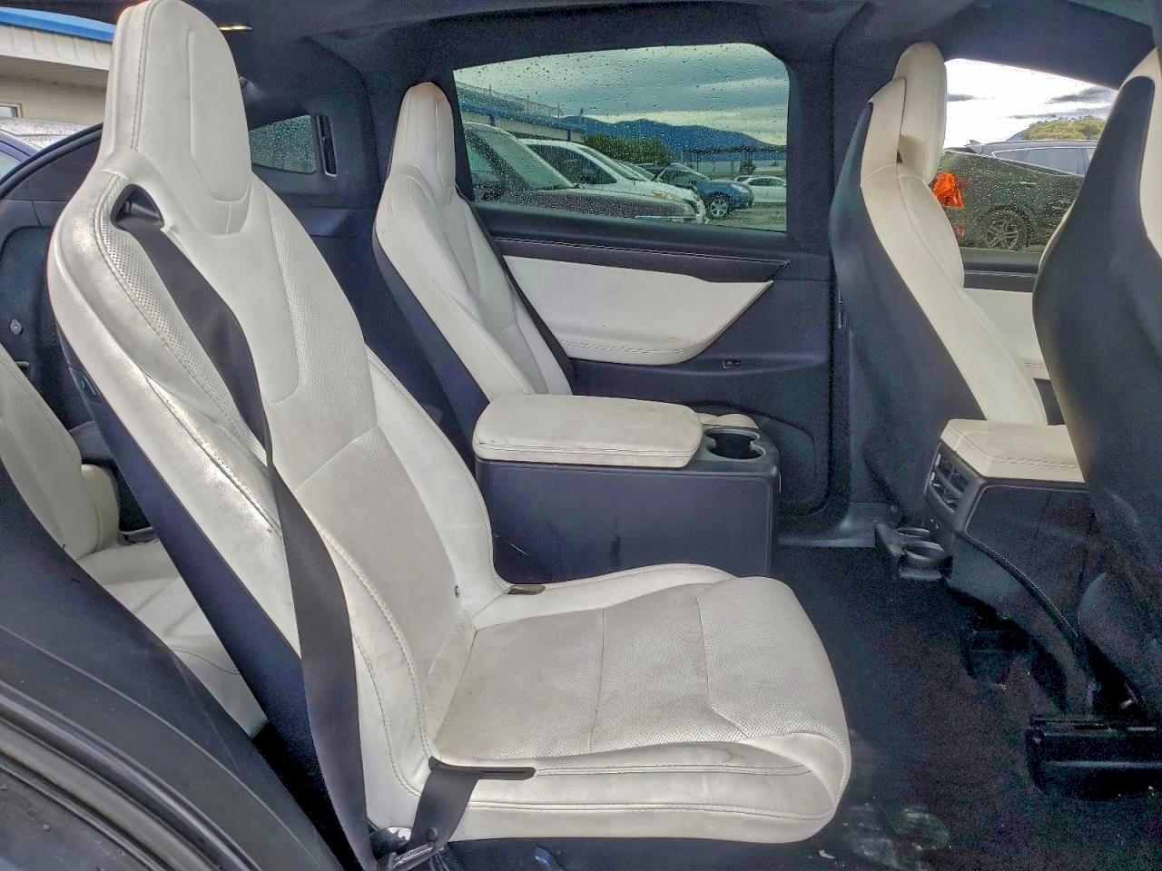 2018 Tesla Model X - zdjęcie 10