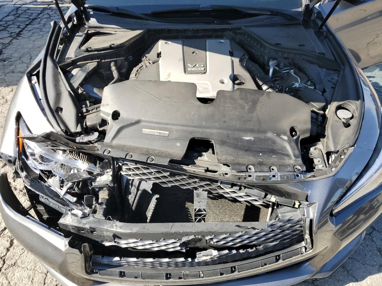 2015 Infiniti Q50 - zdjęcie 11