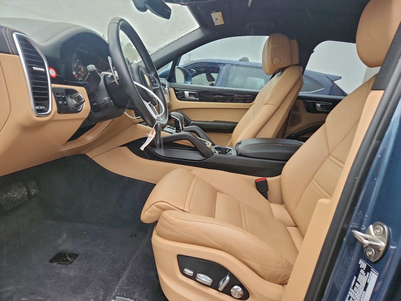 2020 Porsche Cayenne E-Hybrid - zdjęcie 7