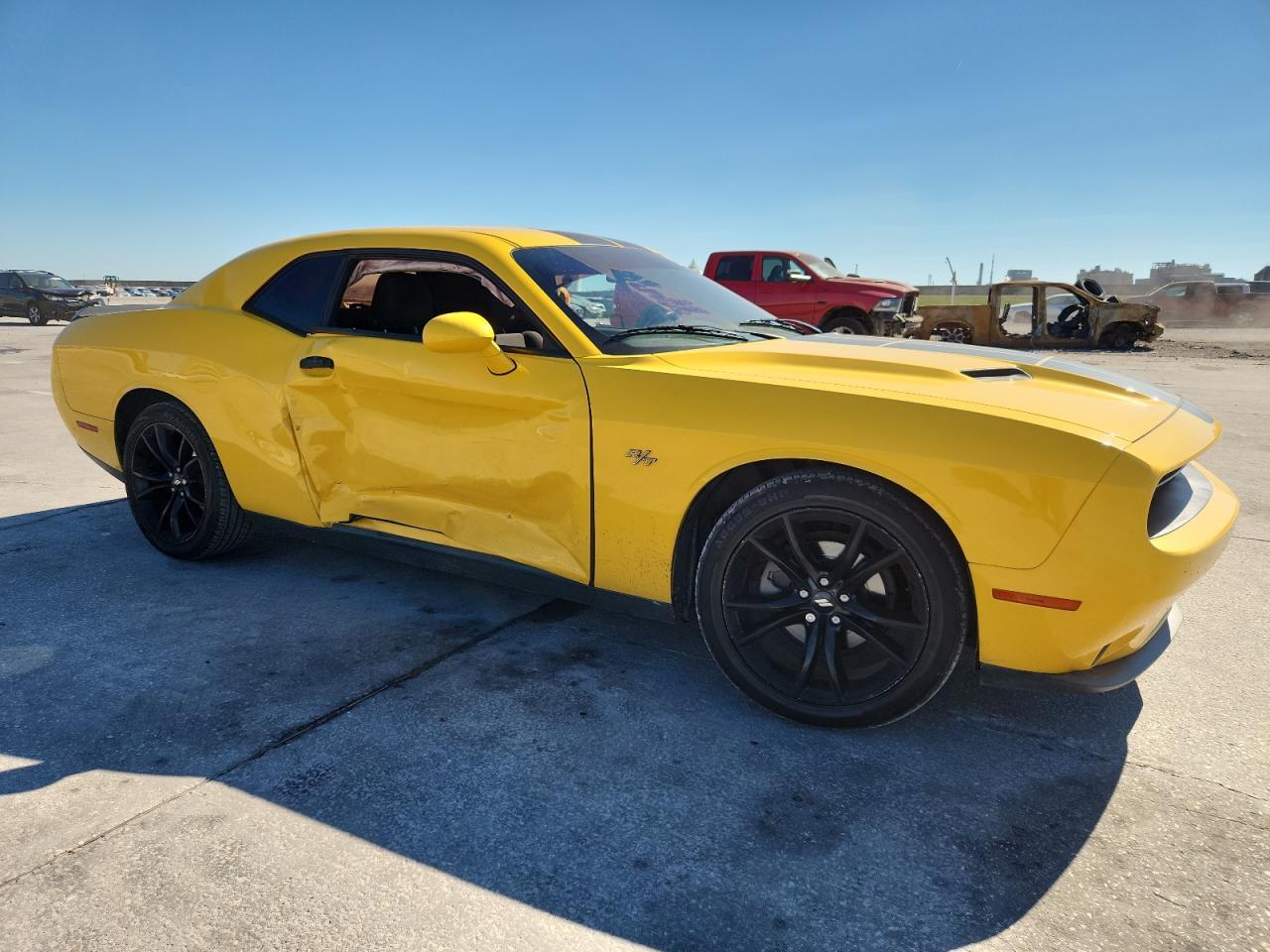 2018 Dodge Challenger - zdjęcie 4