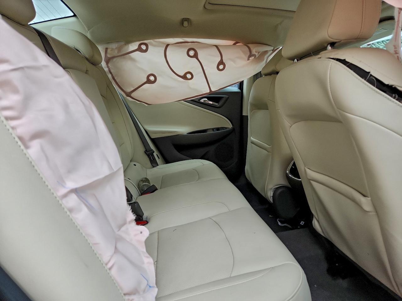 2021 Chevrolet Malibu Premier - zdjęcie 10