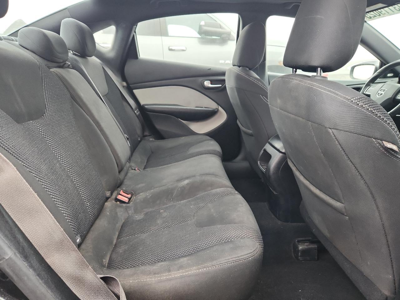 2016 Dodge Dart Sxt - zdjęcie 10