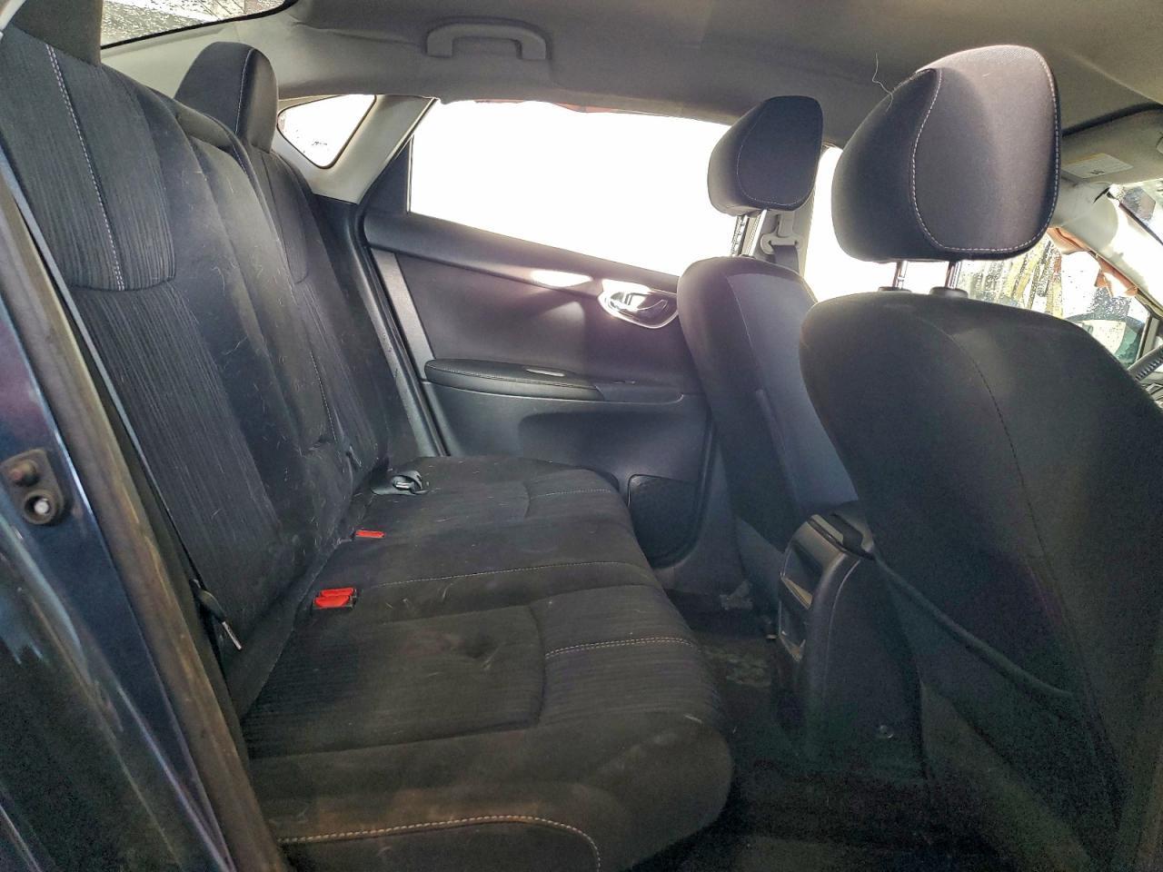 2017 Nissan Sentra - zdjęcie 10