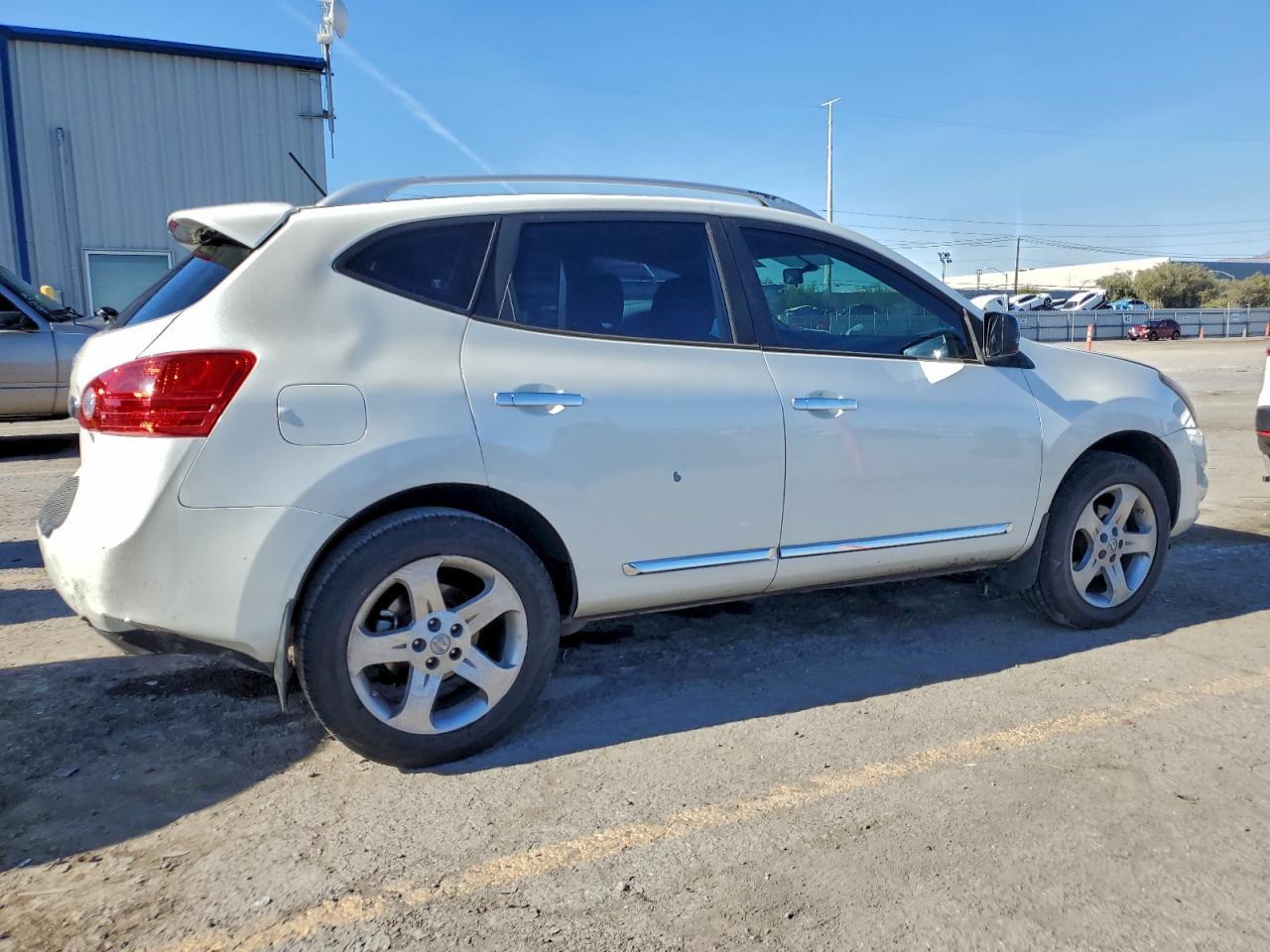 2014 Nissan Rogue - zdjęcie 3