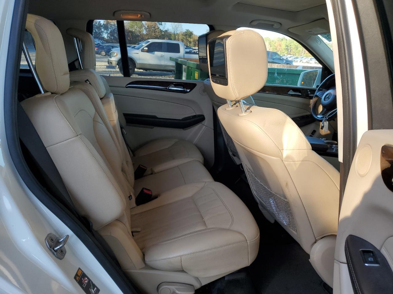 2017 Mercedes-Benz Klasa GLS - zdjęcie 10