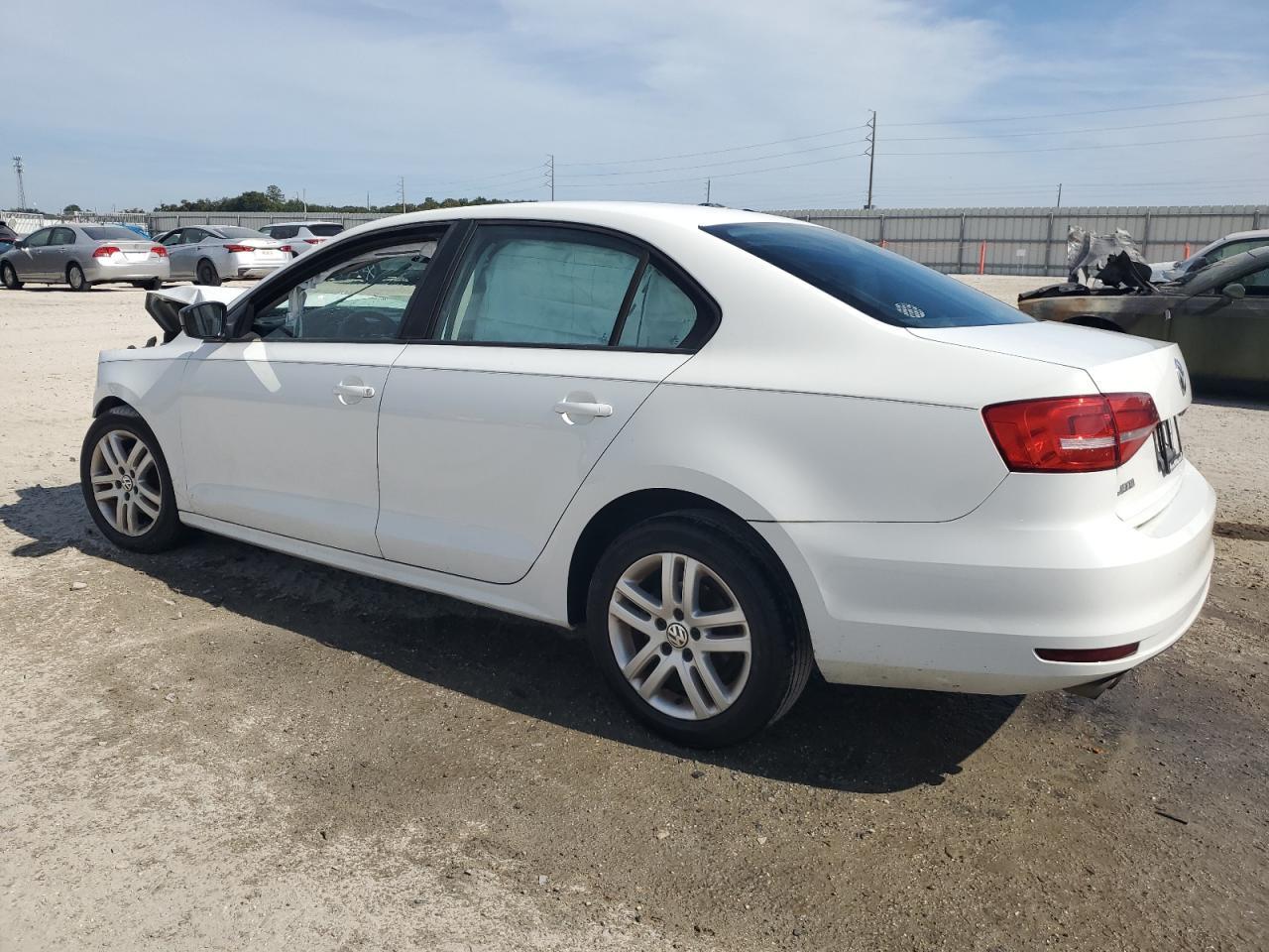 2015 Volkswagen Jetta Base - zdjęcie 2