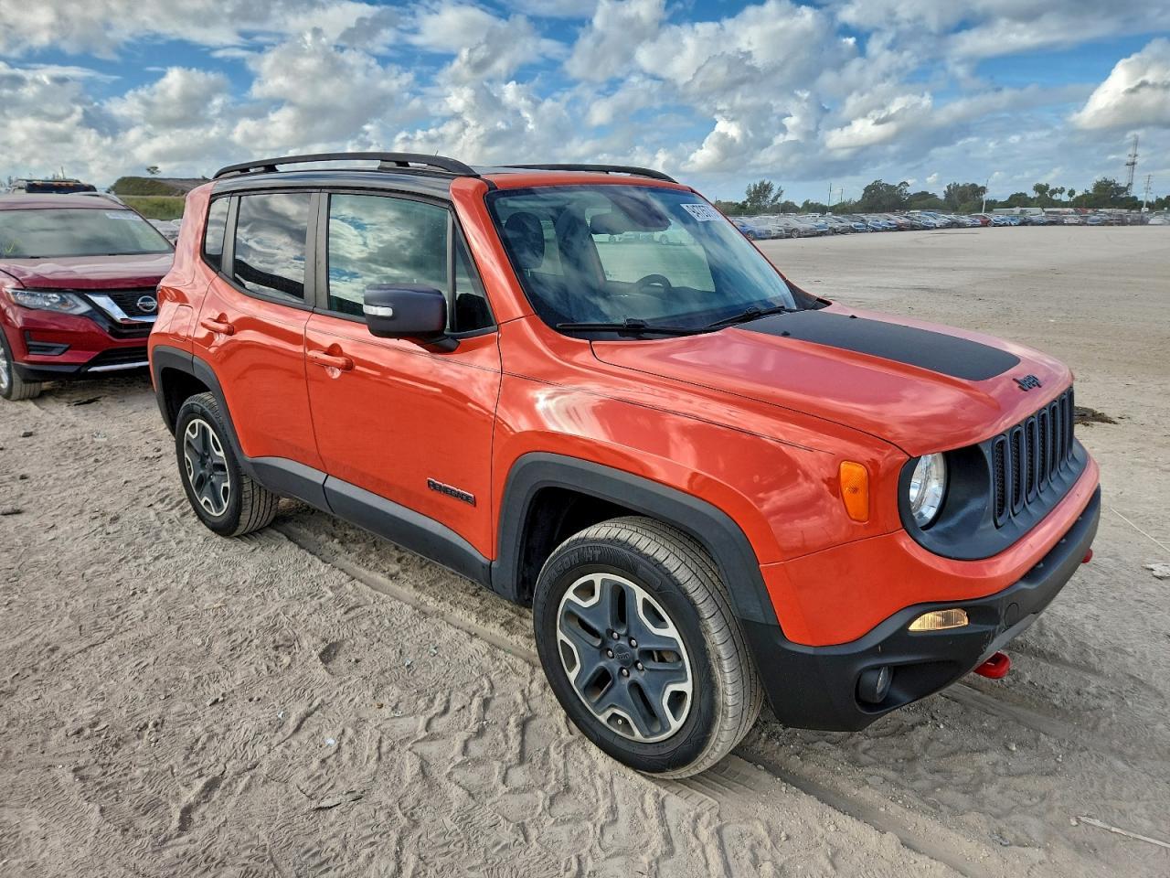 2016 Jeep Renegade - zdjęcie 4