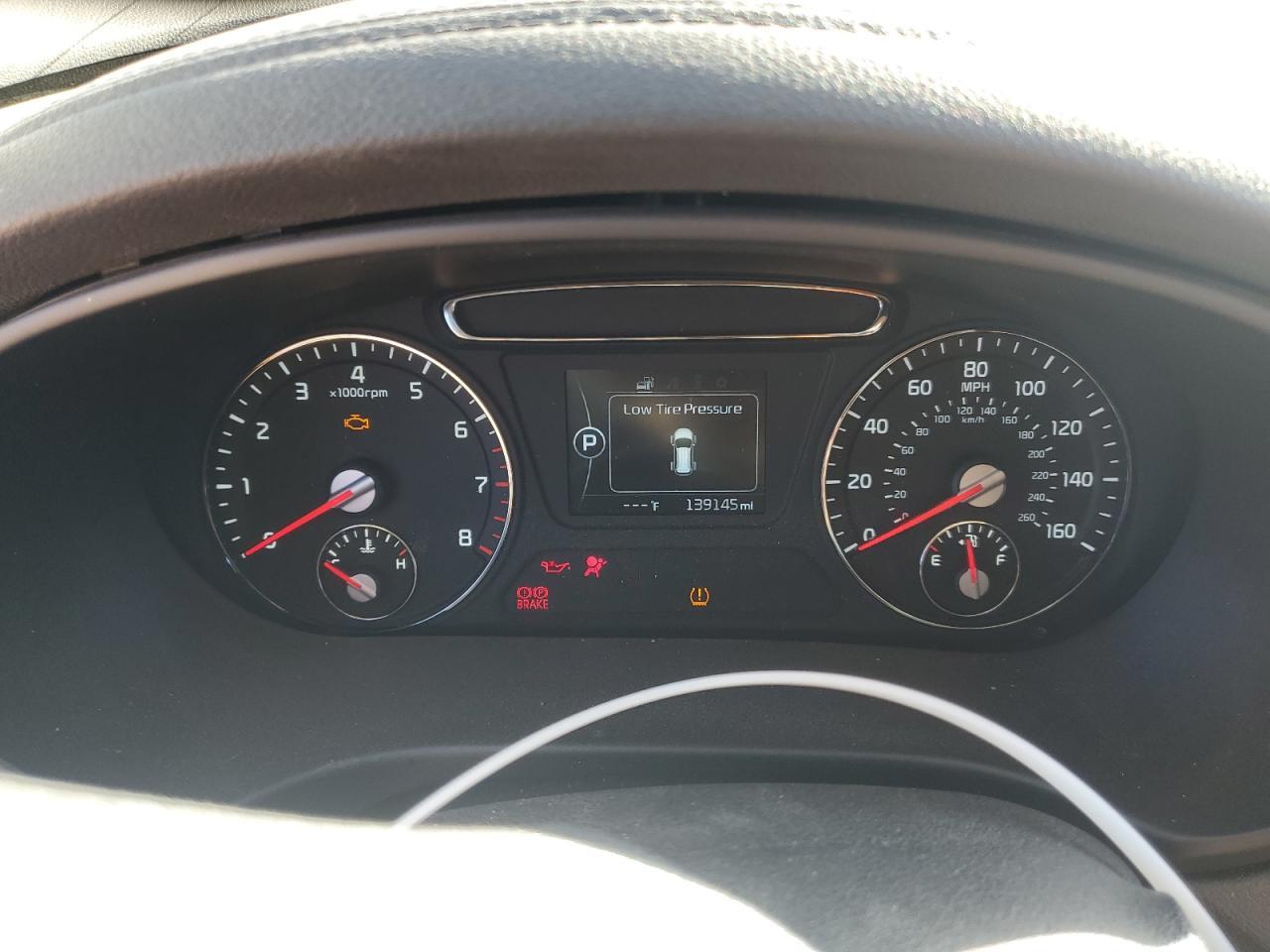 2016 Kia Sorento - zdjęcie 9