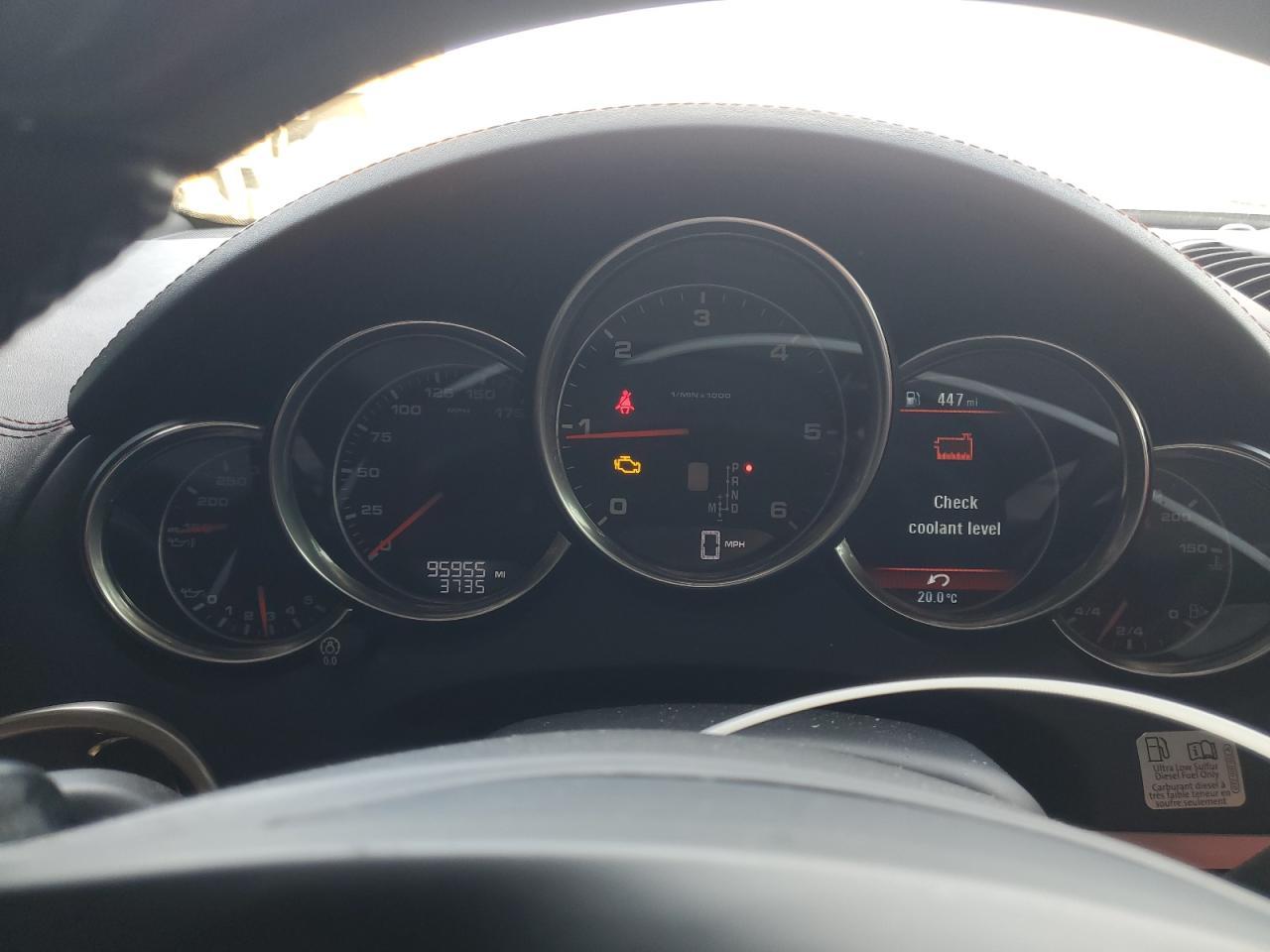 2014 Porsche Cayenne - zdjęcie 9