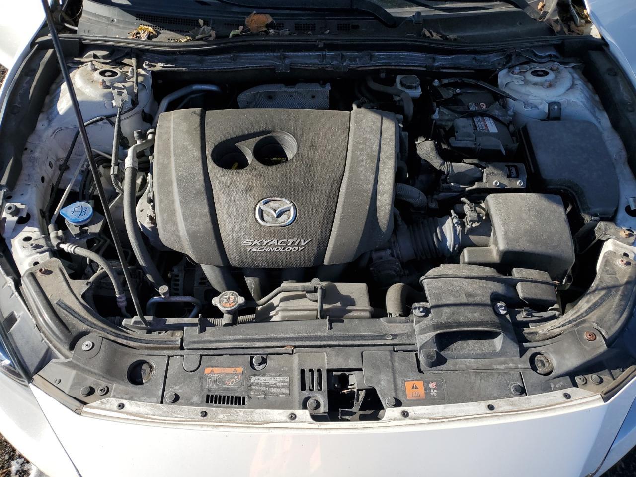 2016 Mazda 3 - zdjęcie 11