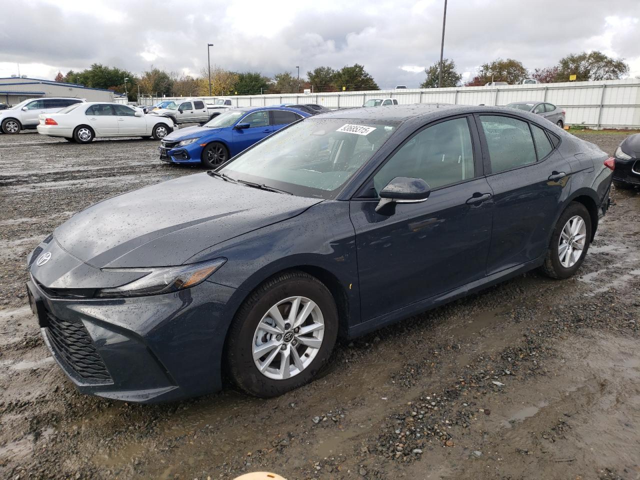 2025 Toyota Camry - zdjęcie główne