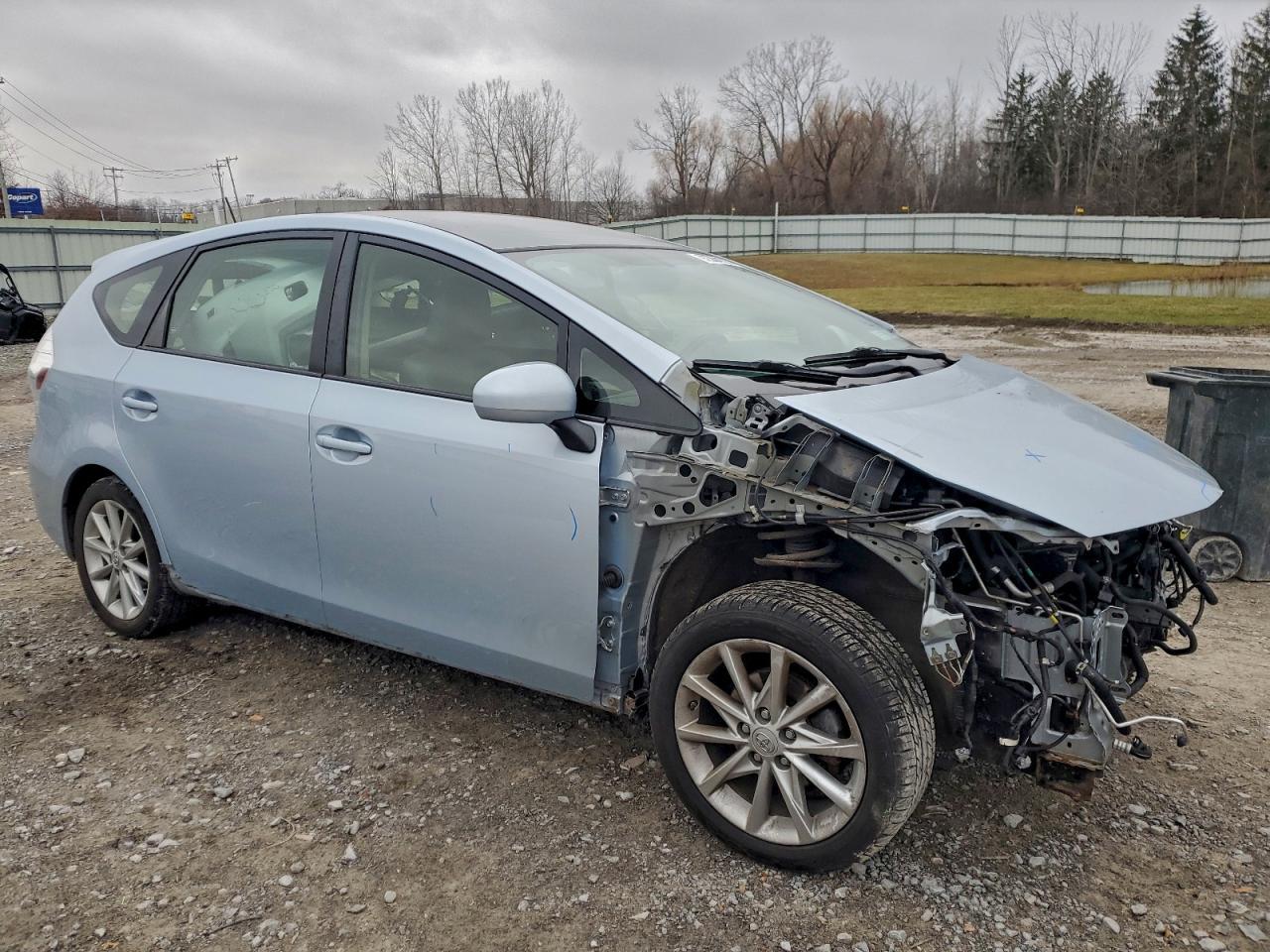 2014 Toyota Prius V - zdjęcie 4