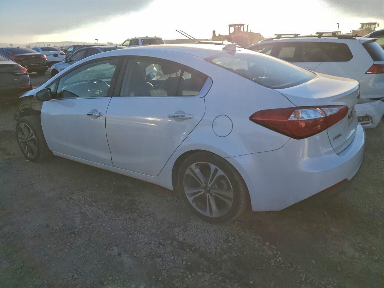 2016 Kia Forte - zdjęcie 2