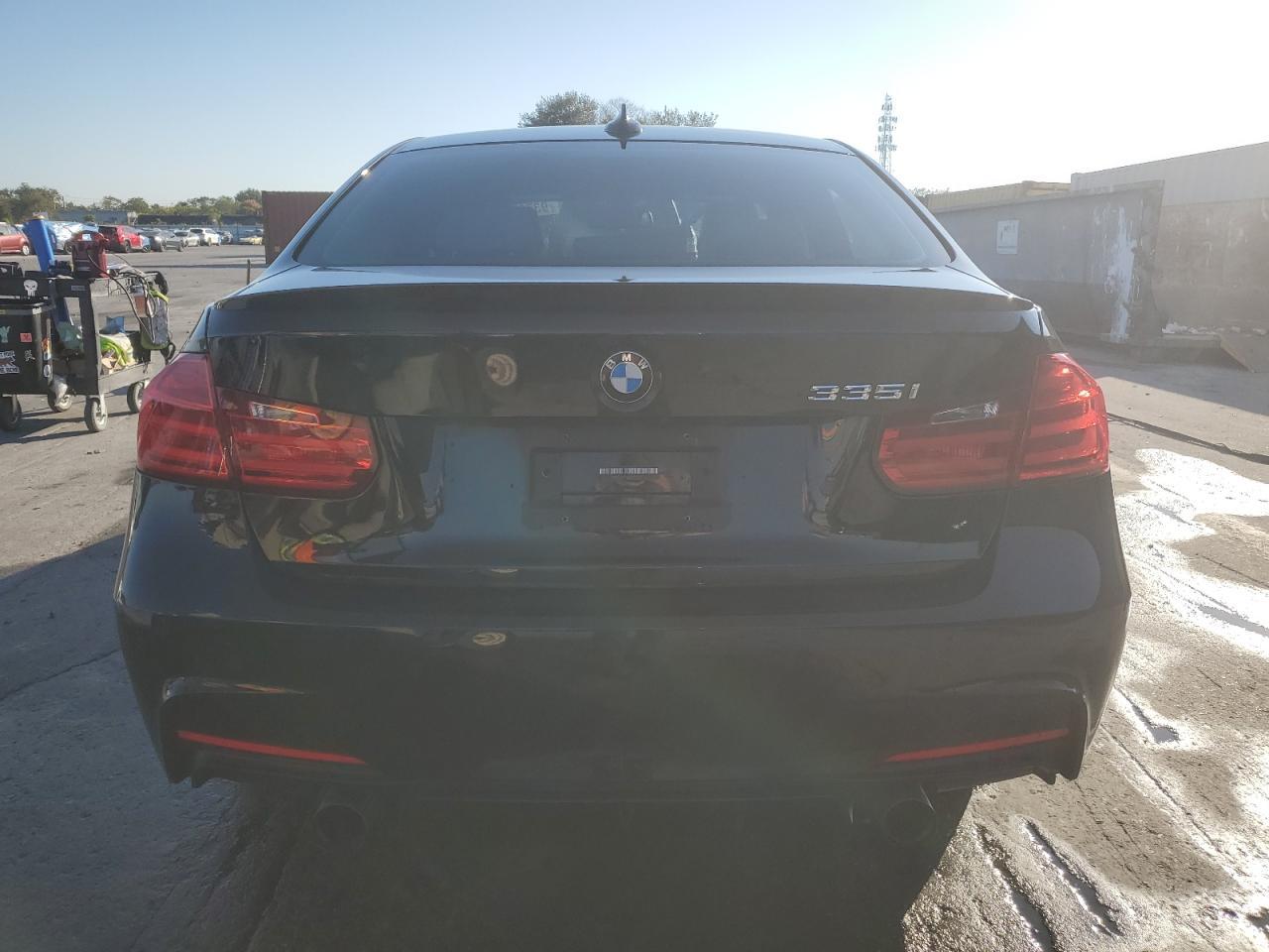 2015 BMW Seria 3 - zdjęcie 6