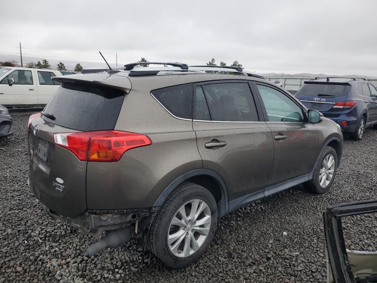 2014 Toyota RAV 4 - zdjęcie 3