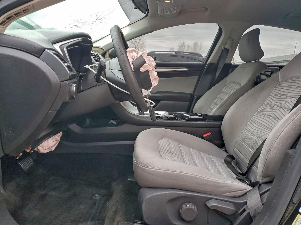 2016 Ford Fusion - zdjęcie 7