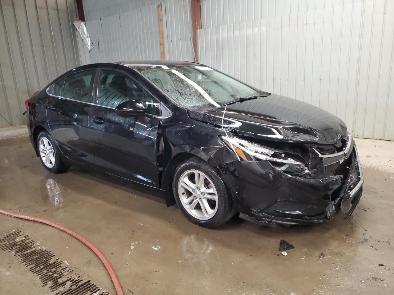 2017 Chevrolet Cruze - zdjęcie 4