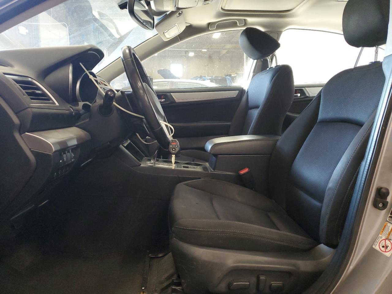 2015 Subaru Legacy - zdjęcie 7