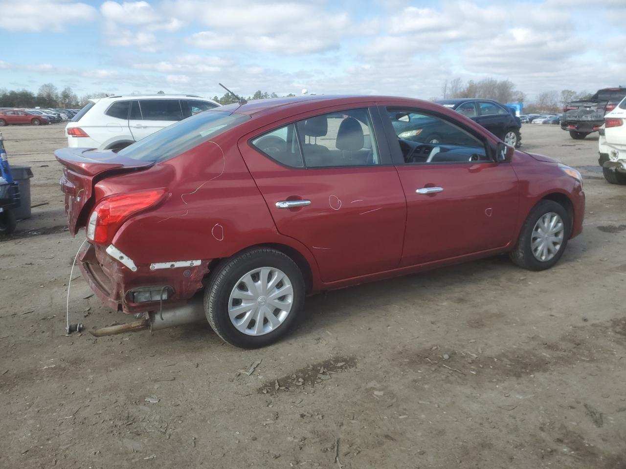 2019 Nissan Versa S - zdjęcie 3