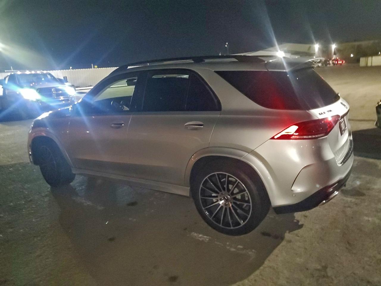 2021 Mercedes-Benz GLE - zdjęcie 2