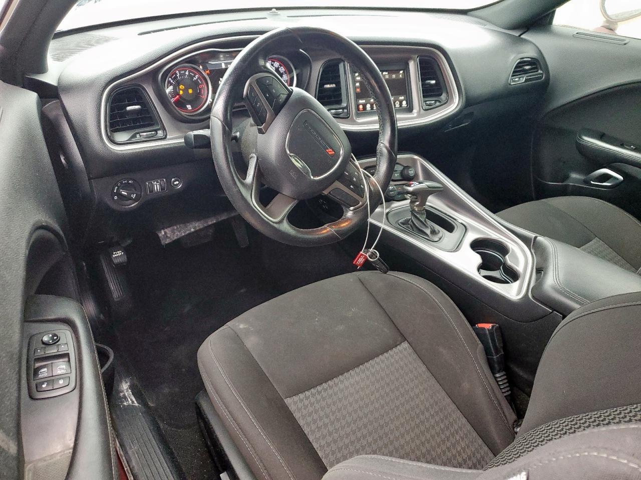 2019 Dodge Challenger R/T - zdjęcie 8
