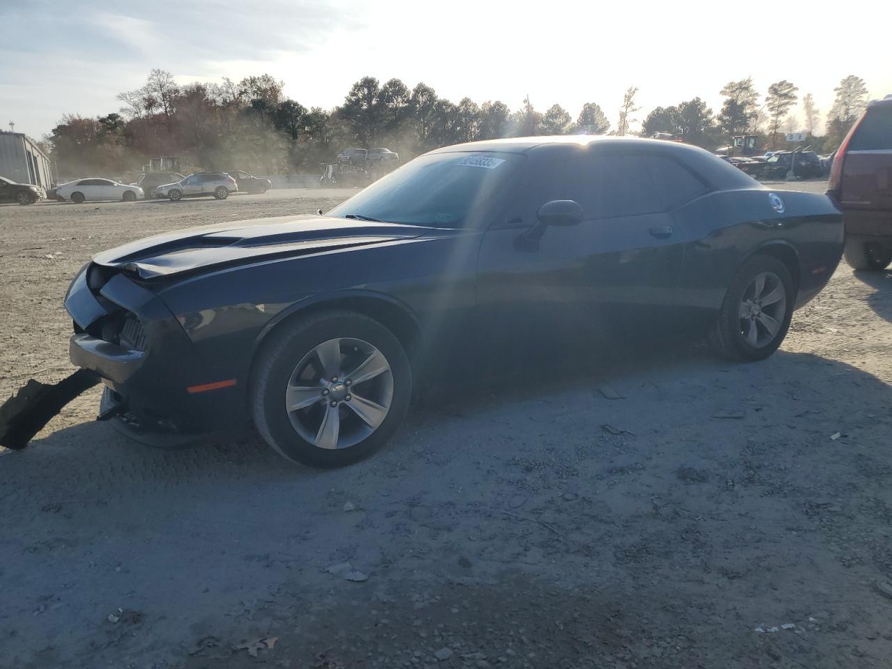 2017 Dodge Challenger Sxt - zdjęcie główne