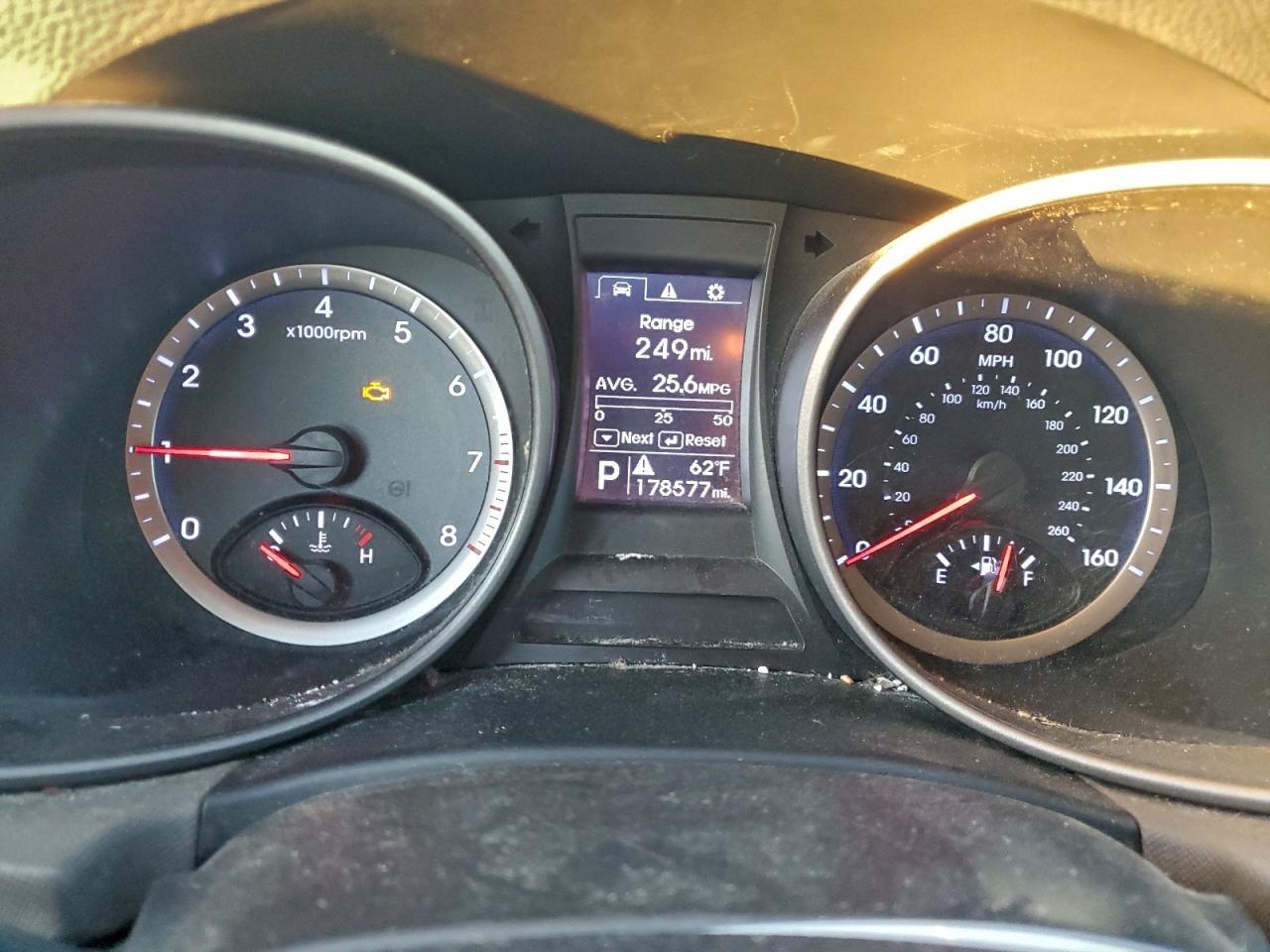 2013 Hyundai Santa Fe - zdjęcie 9