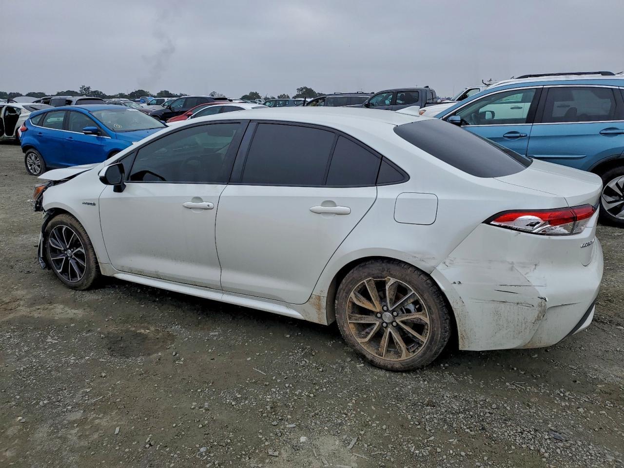2021 Toyota Corolla - zdjęcie 2
